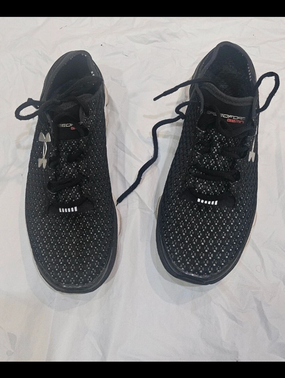 Under Armour SpeedForm Gemini 2 Black White Running Shoes Women's Size 9